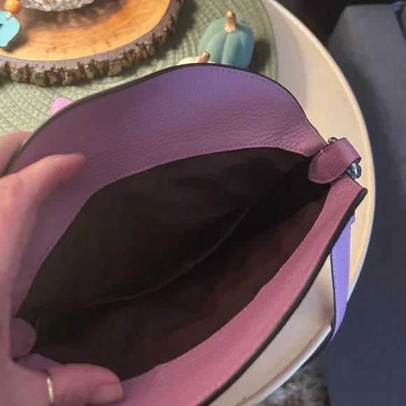 Coach Lavender Leather Shoulder Bag - Picture 3 of 3